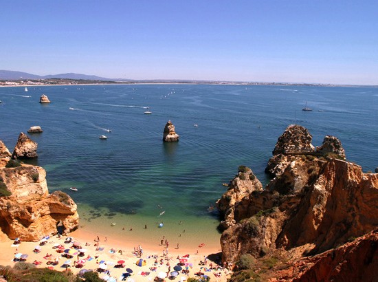 Praia do Camilo